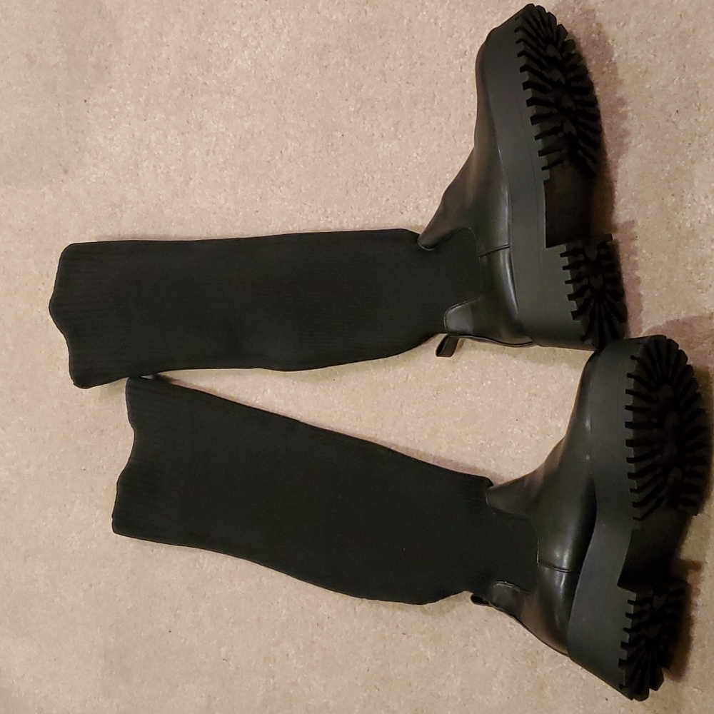 NWOT Madden Girl knit and leather boots
